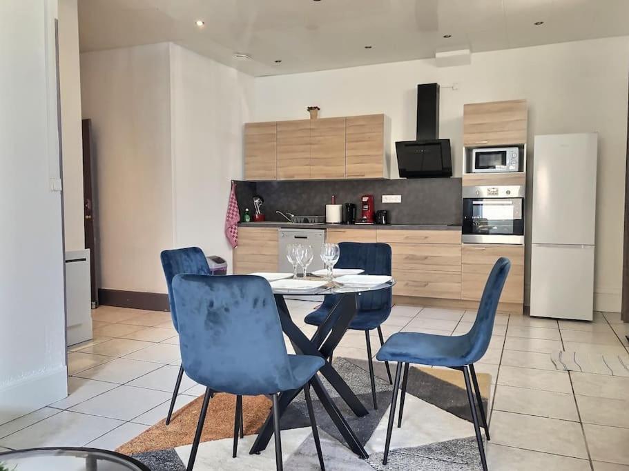 Appartement Elegant Et Confortable Cote Gare Ambérieu-en-Bugey Buitenkant foto